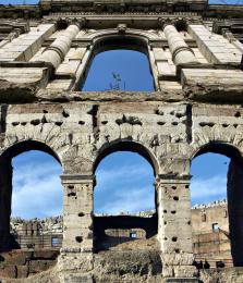 Arch: Bucharest-Rome